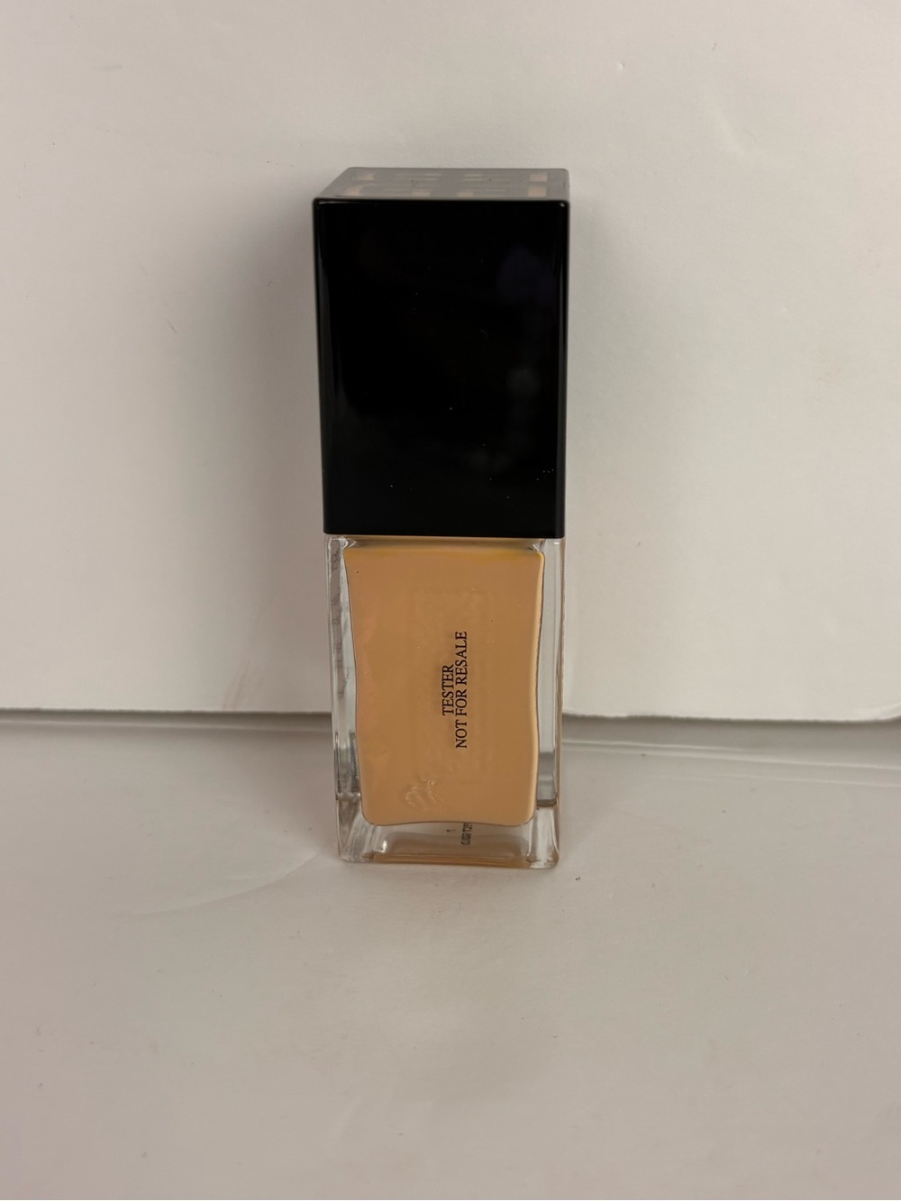 Givenchy Photo Perfexion Fluid Foundation with Sunscreen Natural Complexion #7 - Picture 2 of 6